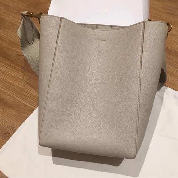 Brand New Beige Shoulder PV Leather Bag - Picture 2 of 5